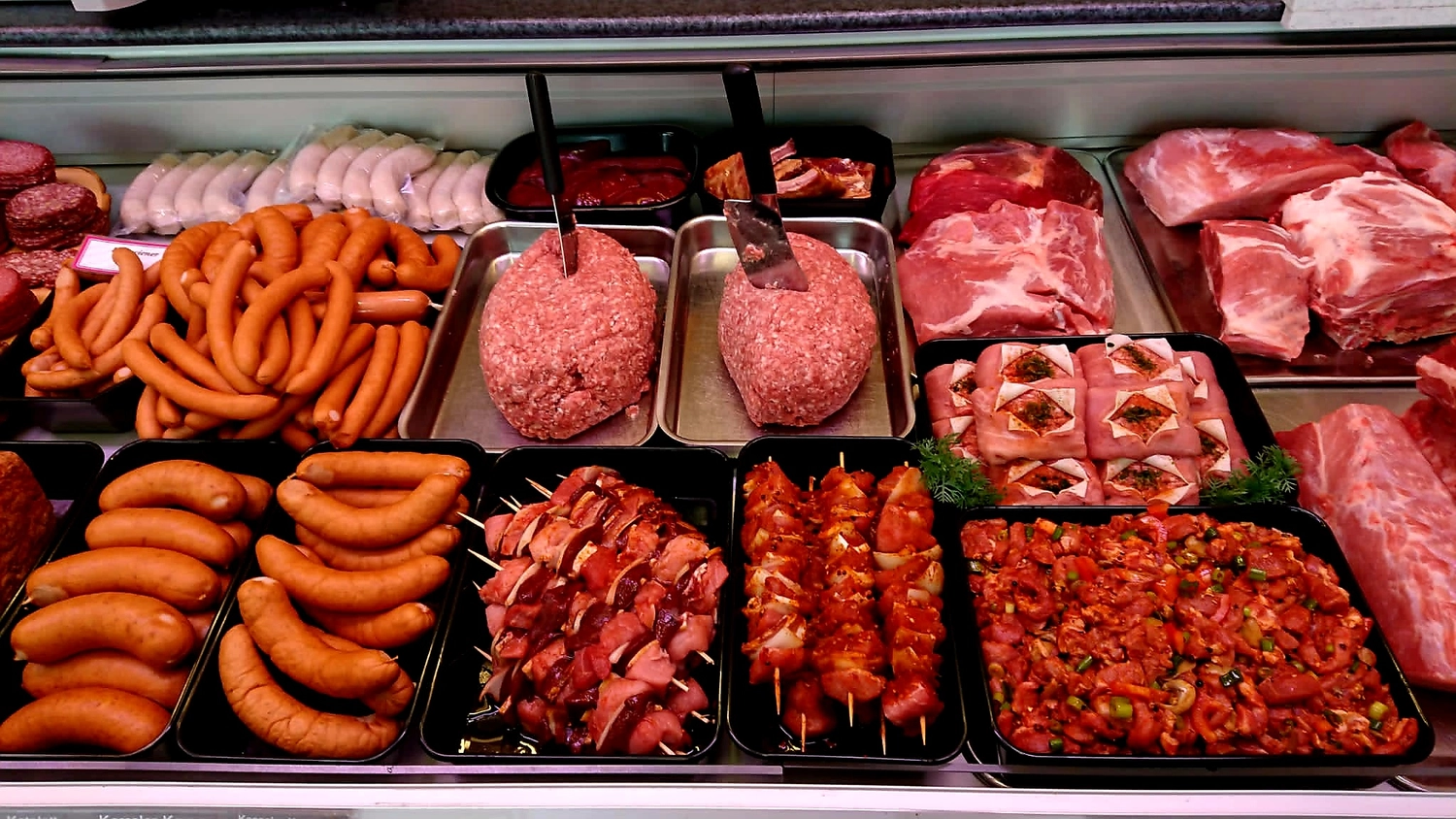 Hecht - Fleischerei - Fleisch im Gefrierschrank